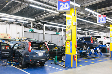 ピット作業レーン