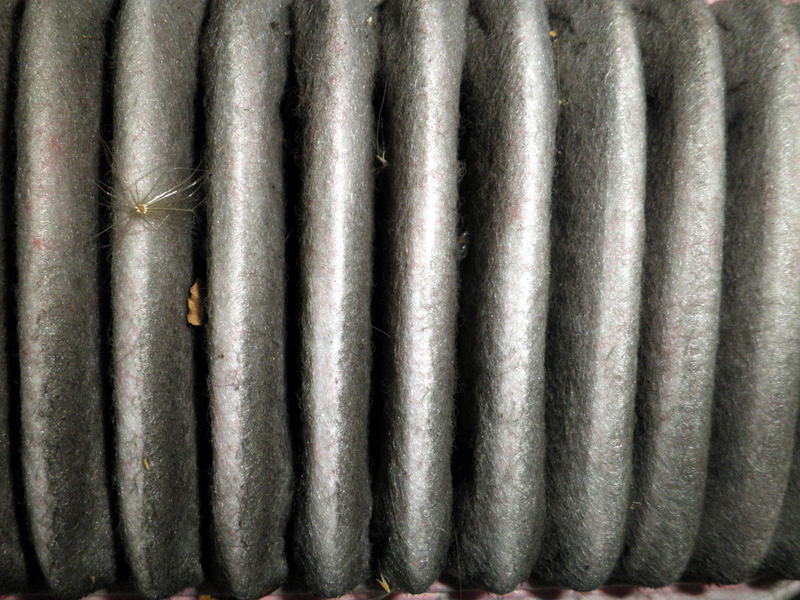 汚れたエアクリーナー